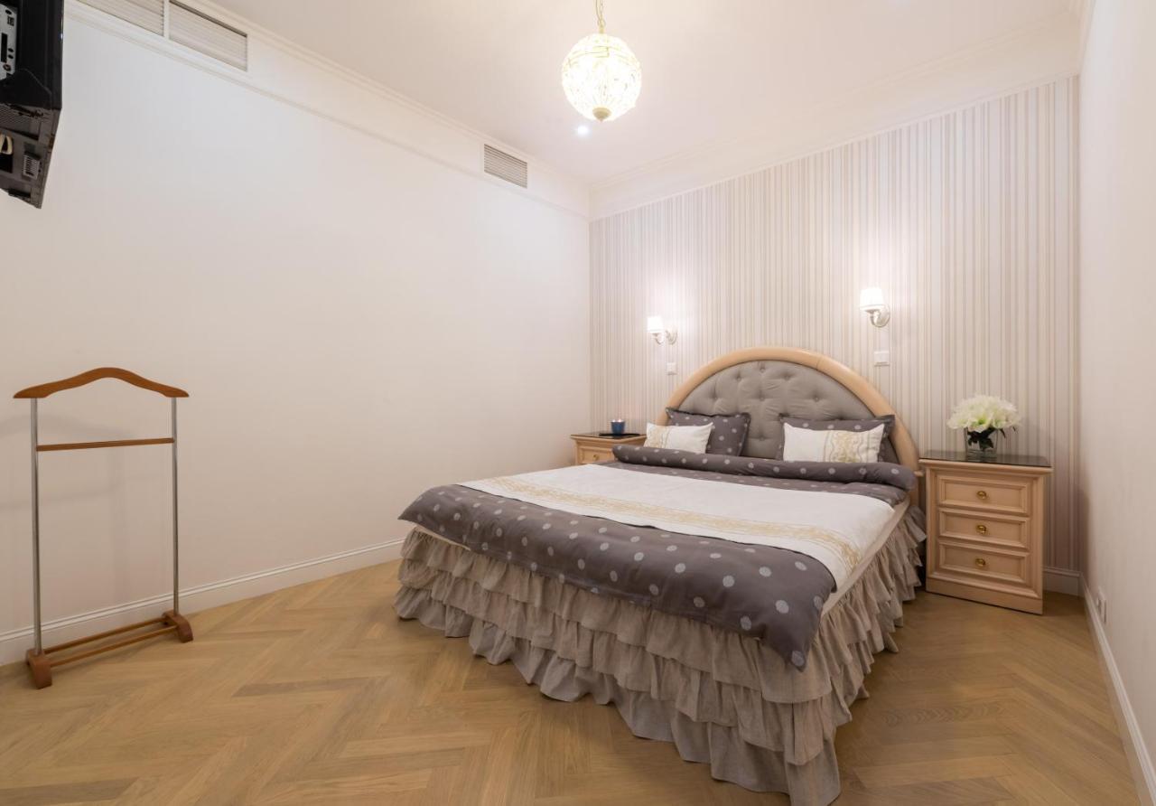 Your Home Away From Home Kyiv Exterior foto