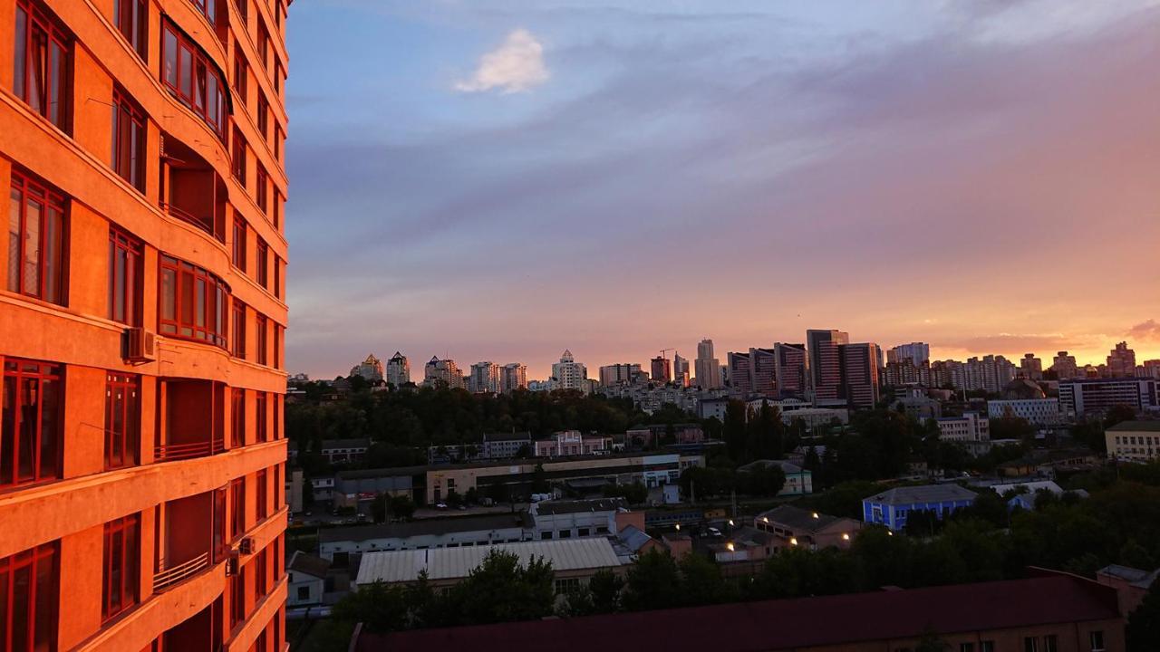 Your Home Away From Home Kyiv Exterior foto